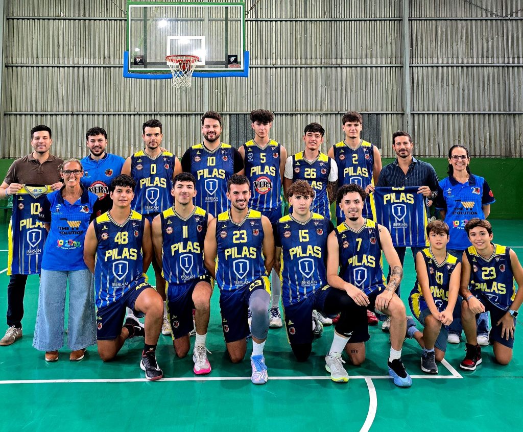 foto del equipo de baloncesto de pilas